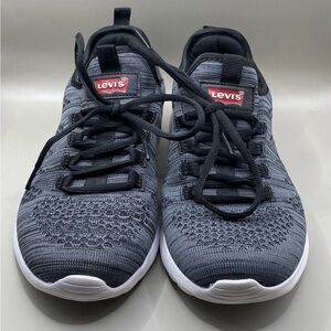LEVI'S Delta Knit Sneakers Men's Size 8.5 Black Breathable Lightweight